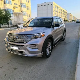 Ford Explorer 2021