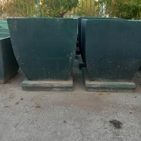 продаю горшки для деревьев