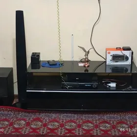 Домашние кинотиатор 5 к 1