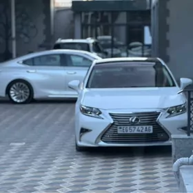Lexus ES 350 2017