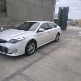 Toyota Avalon 2013