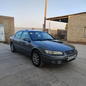 Toyota Camry 1997