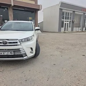 Toyota Highlander 2019