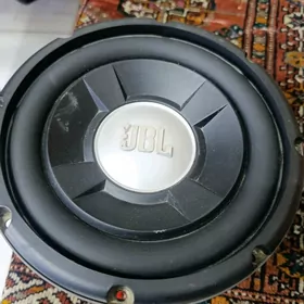 JBL bochka