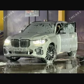 BMW X5 2021