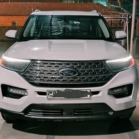 Ford Explorer 2022