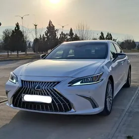 Lexus ES 350 2021