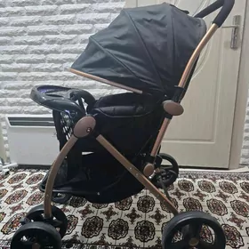 ​Стильная коляска