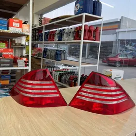 Mercedes S class stopnik