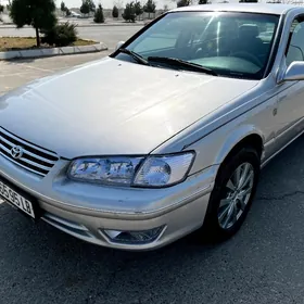 Toyota Camry 2001