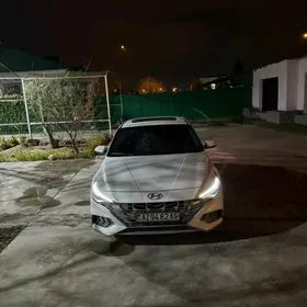 Hyundai Elantra 2021