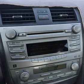 Okuz kelle magnitafon