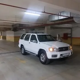 Nissan Pathfinder 2004