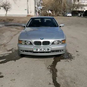 BMW E39 1999