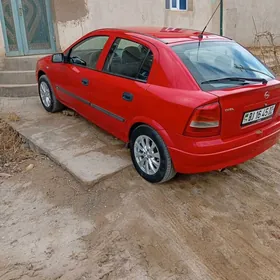 Opel Astra 2000