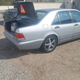 Mercedes-Benz 500-Class 1993