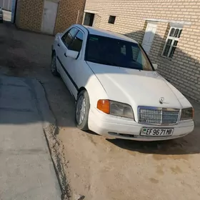 Mercedes-Benz 230E 1996