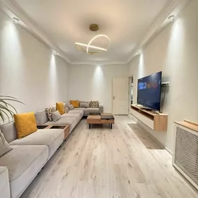 Lahuti Gowdanka 3-komnat