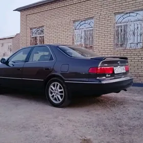 Toyota Camry 2001