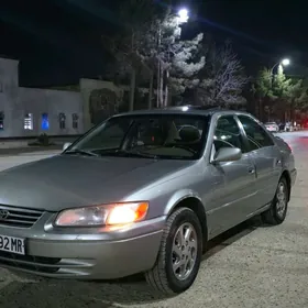 Toyota Camry 1998