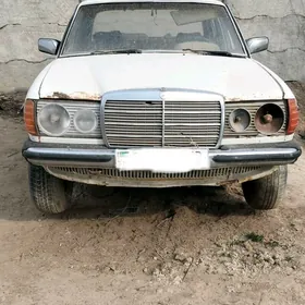 Mercedes-Benz 500SEL 1990