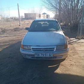 Opel Astra 1992