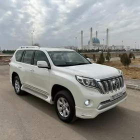 Toyota Land Cruiser Prado 2014