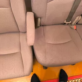 Lekusus RX 330 sidenya