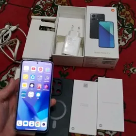 Redmi Note 13Redmi Note 13