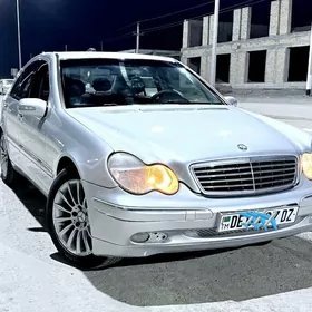 Mercedes-Benz C320 2000