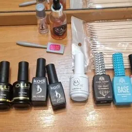 Маникюрные принадлежности