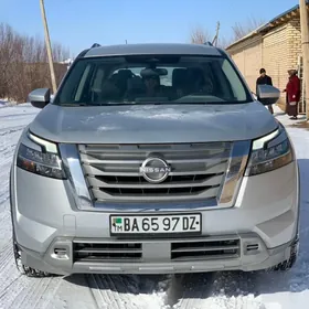 Nissan Pathfinder 2022