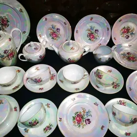 Сервиз чайные,тарелкиГДР