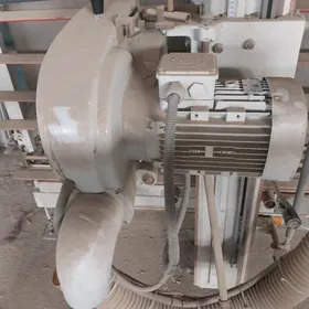 Alkabon kesýän bükýän stanok