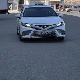 Toyota Camry 2023