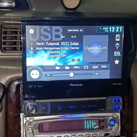 Pioneer 7550 Cykýan