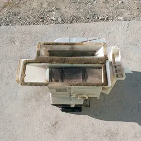 Nissan kombayn 95-99