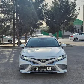 Toyota Camry 2020