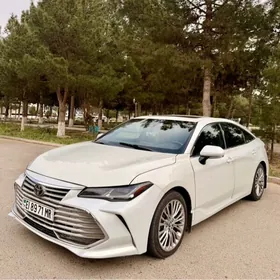 Toyota Avalon 2019