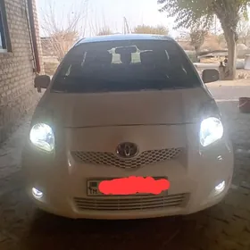Toyota Yaris 2009