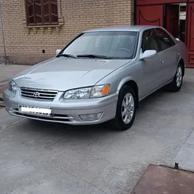 Toyota Camry 2000
