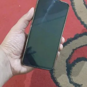 REDMİ NOT 13 8+8/256