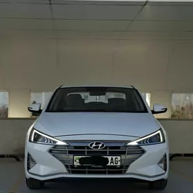 Hyundai Elantra 2019