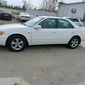 Toyota Camry 1998