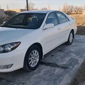 Toyota Camry 2004