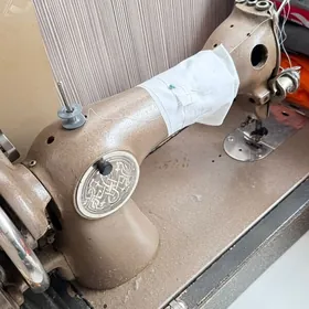 швейная машинка