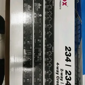 TOÝ APARAT DBX 234 KROSOWER