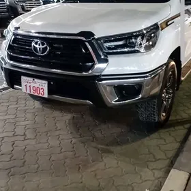 Toyota Hilux 2025