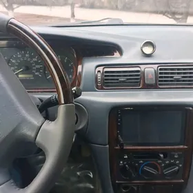 Toyota Camry 1998