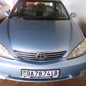 Toyota Camry 2005